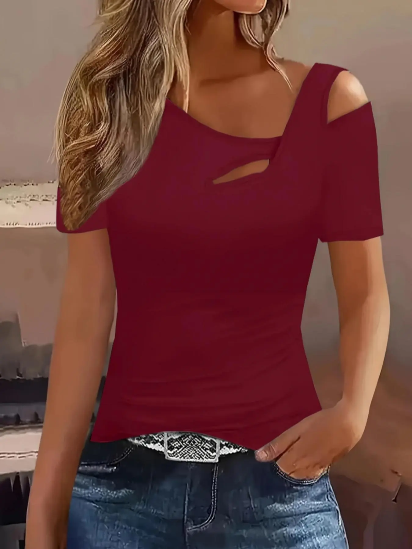 Women's Plain Asymmetrical Neck Tee, Casual Fashion Short Sleeve T-shirt for Daily Wear, Ladies Clothes for All Seasons