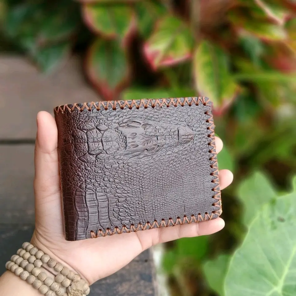 ví may tay thủ công. da bò bò nguyên tấm 100%
