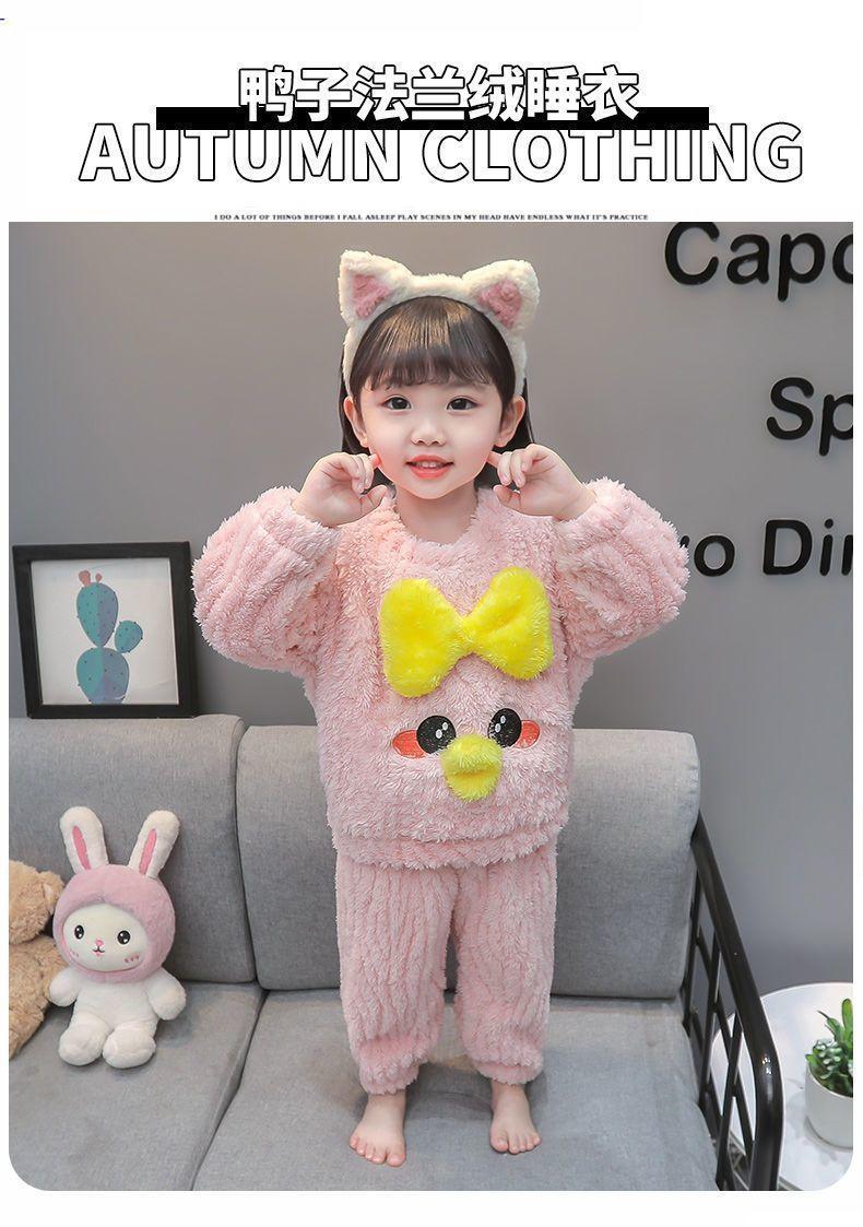 Product Introduction of Bộ Đồ Ngủ Trẻ Em, Dày Dặn Cho Mùa Thu Và Mùa Đông, Làm Bằng vải nỉ Cho Bé Gái, Thiết Kế Hoạt Hình Dễ Thương, Được Làm Bằng Lông Cừu San Hô Cho Bé Gái, Bộ Đồ Mặc Nhà 1