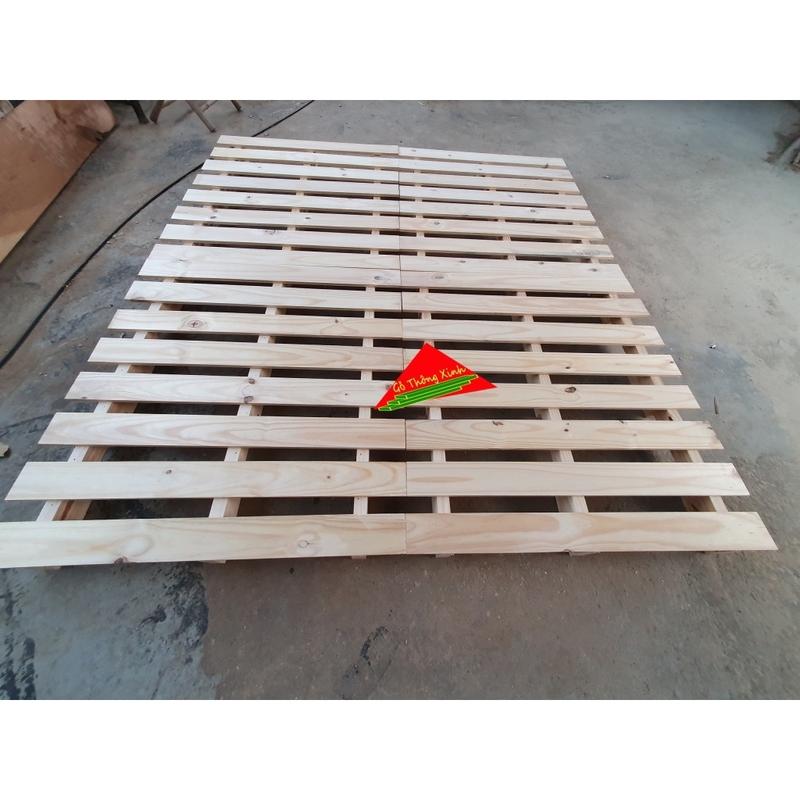 Giường ngủ tự đóng kiểu pallet cao 10cm, 1m6x2m, 1m8x2m, 2mx2m gỗ thông mới đẹp đã bào láng 4 mặt rất chắc chắn