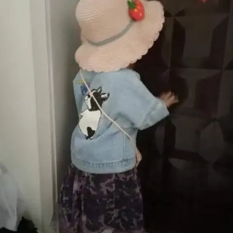 Áo khoác bò hình ennaplay cho bé trai,bé gái 4
