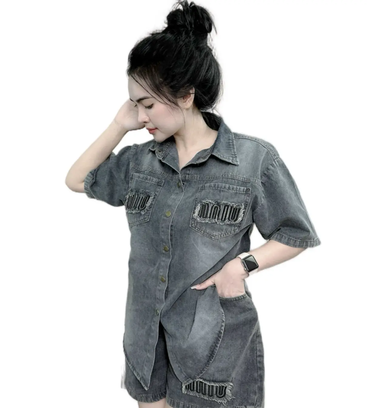 Sét bộ jeans thêu túi kèm quần đùi .Set bò thời trang nữ cao cấp MS-162 Áo Top Women Kem Nhung Tre năng động zipper