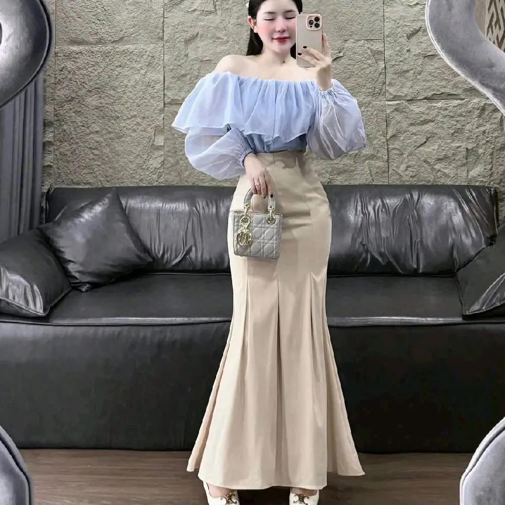SÉT ÁO TƠ KÈM PHỤ KIỆN HOA TRÀ SIÊU IU PHỐI CHÂN VÁY ĐUÔI CÁ KAKI THUN    Chất liệu : TƠ VÀ KAKI THUN
