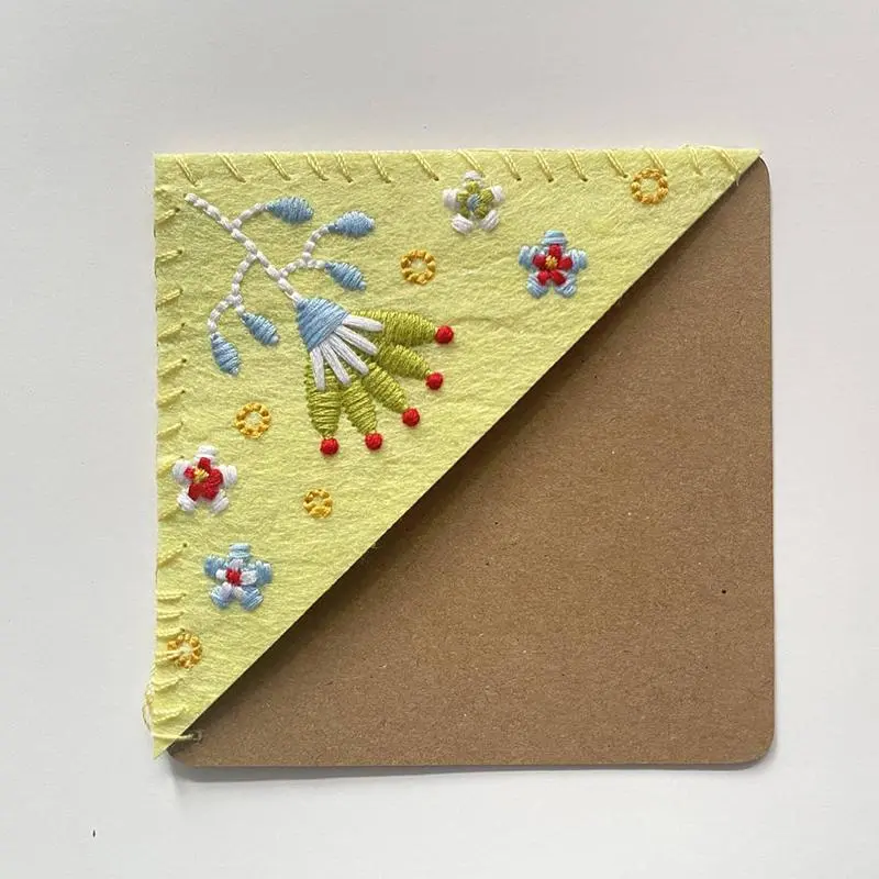 Flower Embroidery Bookmark, 1 Count Handmade Embroidered Bookmark, Cute Corner Bookmark, Reading Gift for Book Lovers