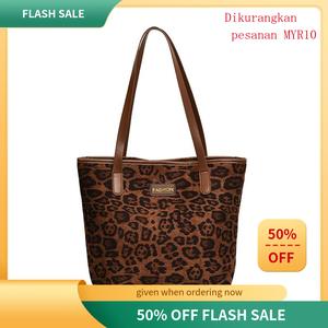 Beg Bahu Tunggal, Fesyen Ringkas, Ketibaan Baru 2025, Kapasiti Besar, Beg Tangan Fesyen Trendi, Beg Tote Ketiak Wanita, Borong Tersedia handbag  mossdom ivette  woven  bag  charles and keith grab  bag  takde  tulang le  pliage  leather  bag Totebag gift s