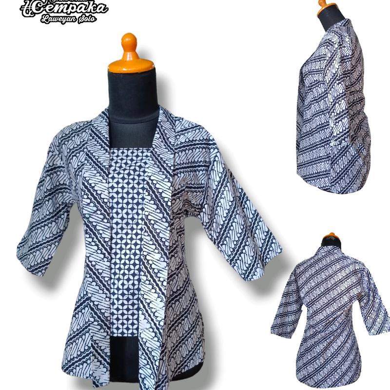 Blouse Kutu Baru Katun Cempaka Laweyan 0