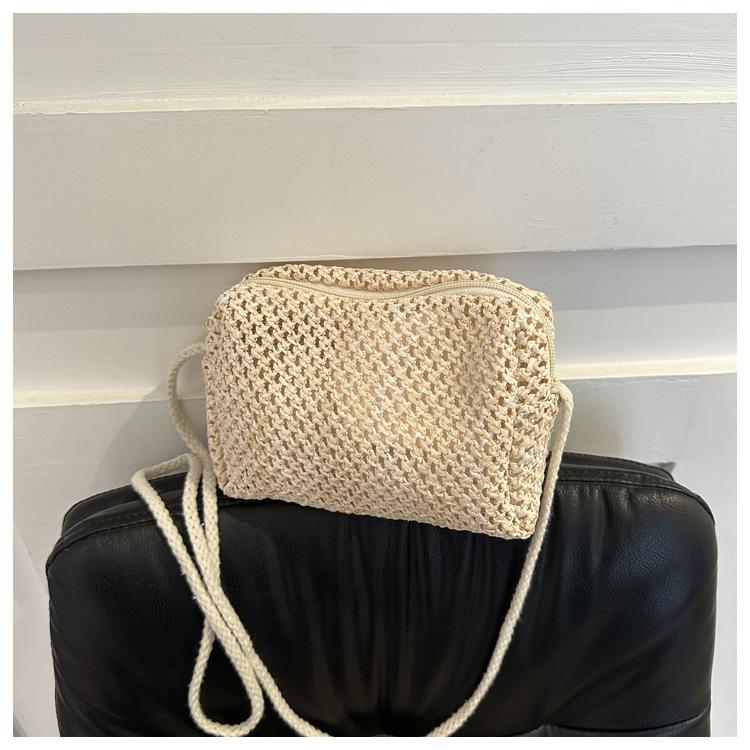 Tas Mini Anyaman Musim Panas untuk Wanita 2025 Gaya Pastoral Segar Trendy Tas Selempang Jerami Tas Persegi Kecil dengan Desain Net yang Stylish