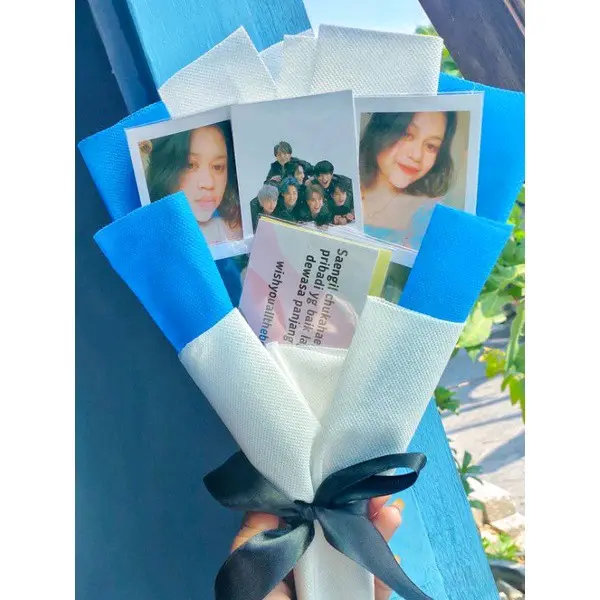 BUKET POLAROID - BUKET FOTO MURAH