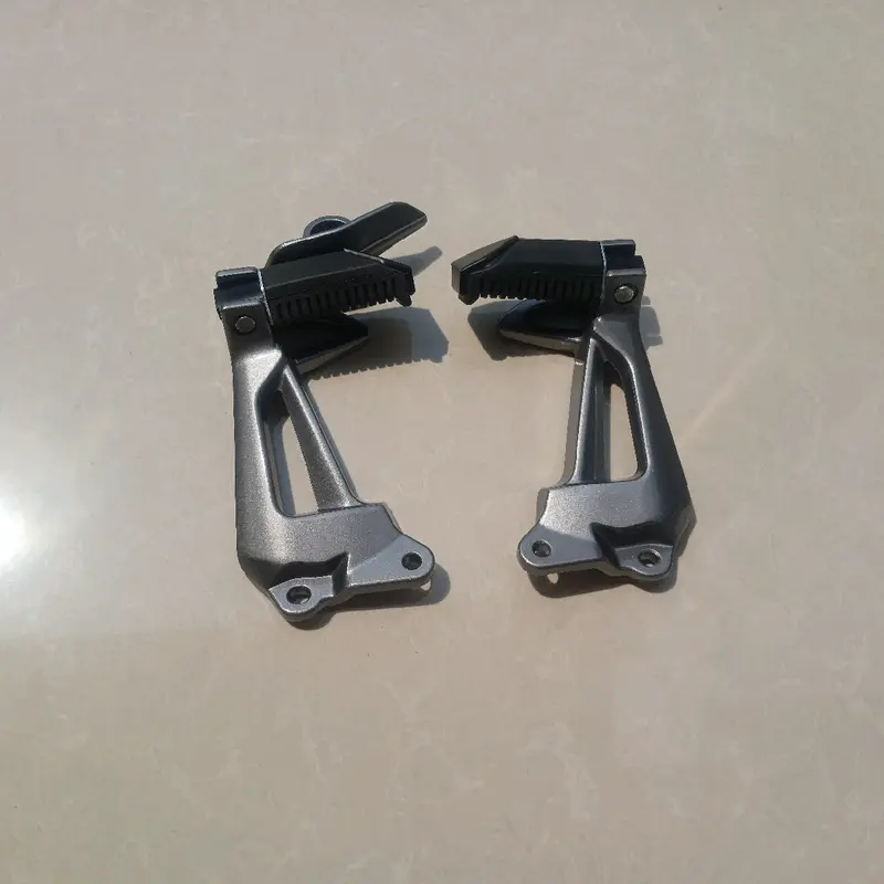 Gác nhôm báng để chân sau Sirius 50cc 110cc 100cc Zin full Phụ Kiện Phụ Tùng Cao Su 5