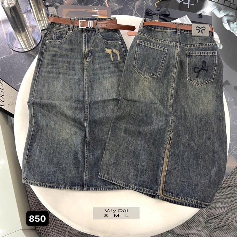 Chân váy dài, chân váy jean dáng dài mài tua rua, thêu nơ vạt xẻ sau, màu rêu bụi siêu nịnh da