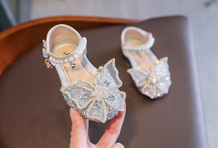 Product Introduction of 2025 Spring and Summer New Korean Style Rhinestone Soft-Soled Girls Sandals Princess Shoes Children's Shoes Girls Dance Shoes 5