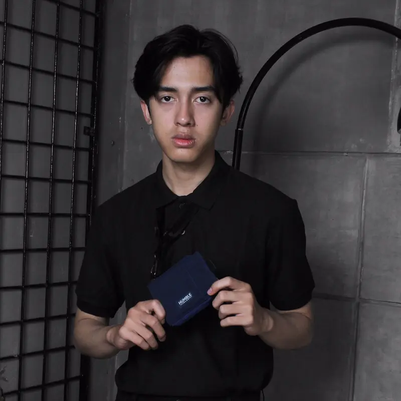 Humble Mans PABLO Wallet Navy - Dompet Pria | Dompet Gantung Leher | Hanging Wallet 7