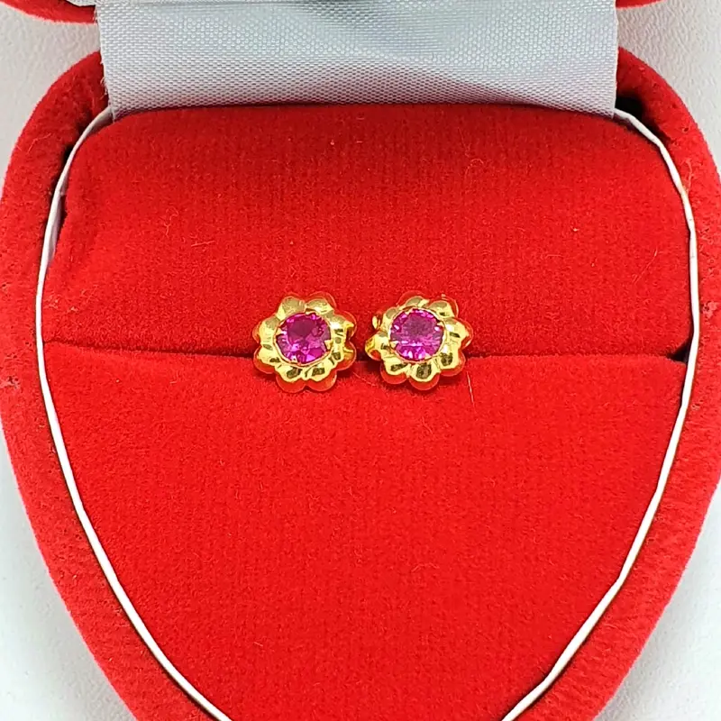 Giwang Anting Tusuk Emas Muda Bunga Mata Merah 1/2 Gram 0