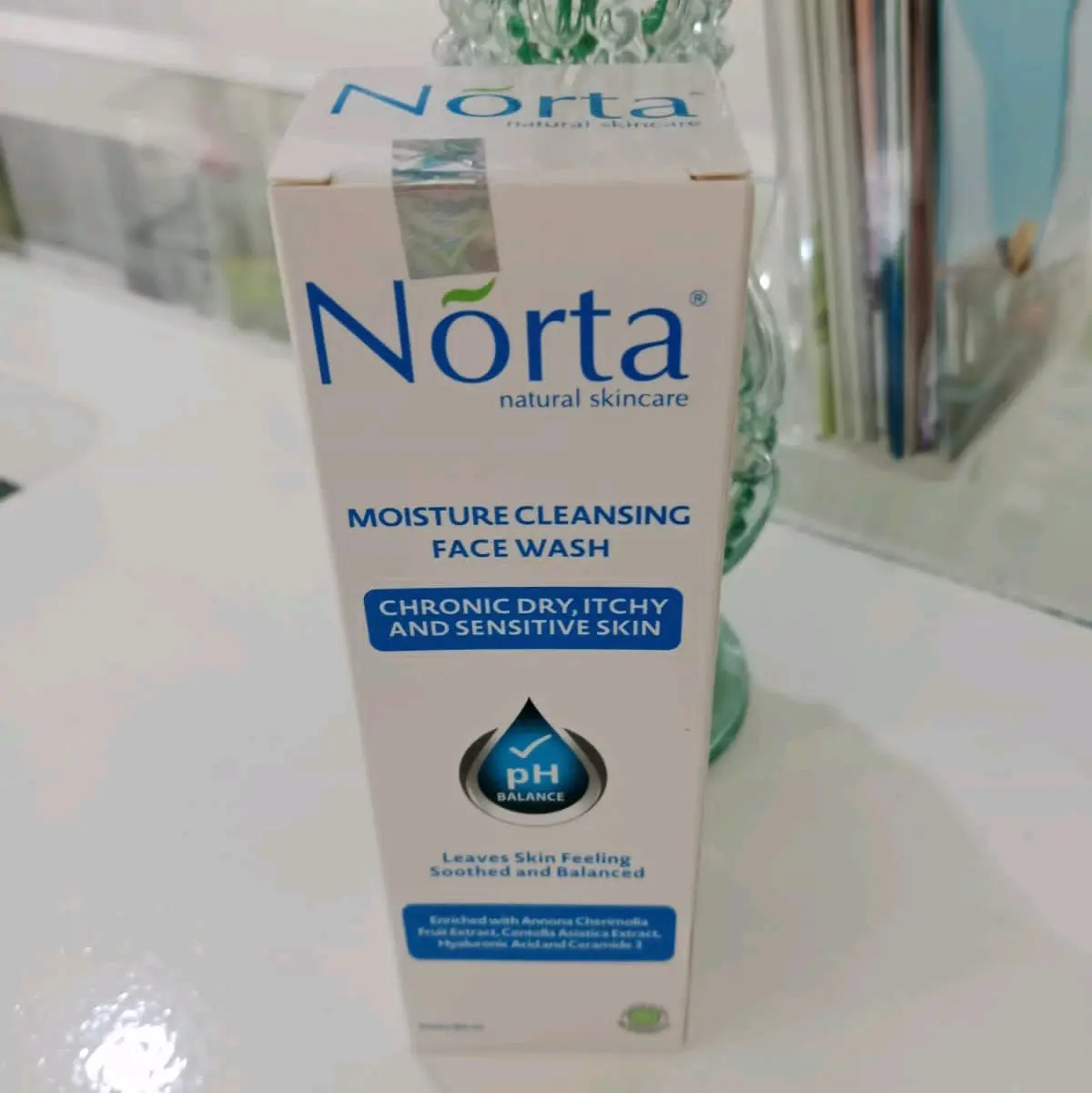 Norta Moisture Cleansing Face Wash