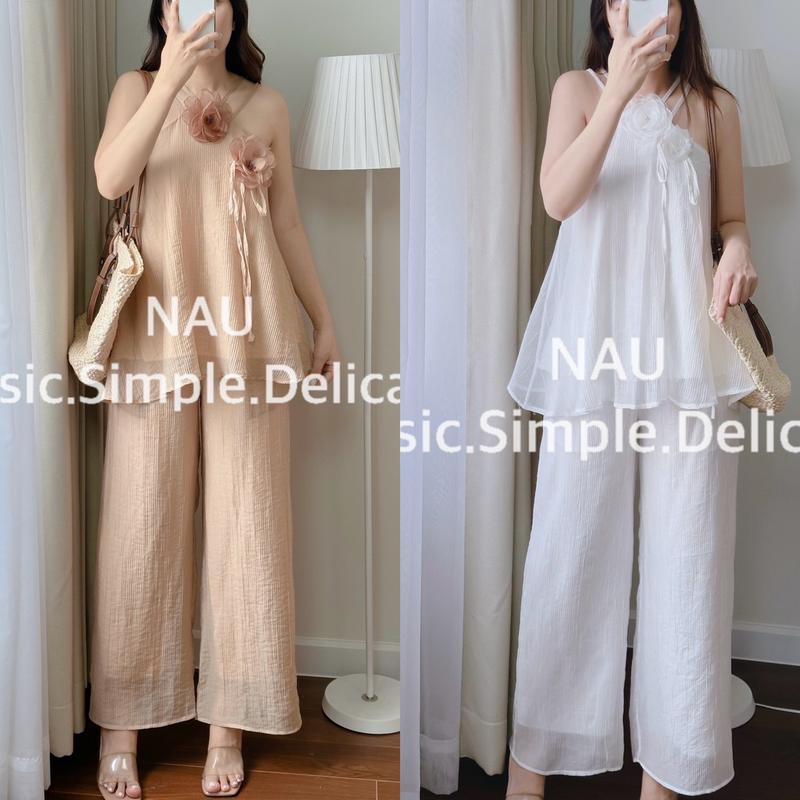 Set voan tơ áo cổ yếm quần ống rộng