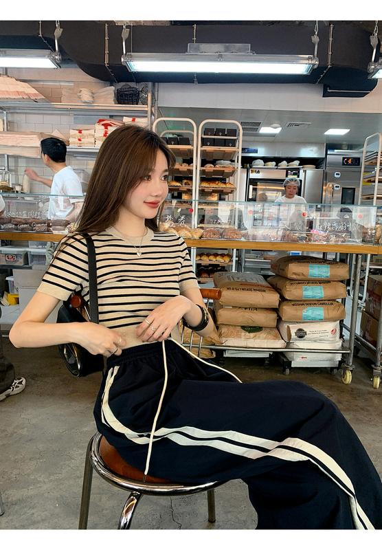 Product Introduction of Áo Thun Ngắn, Zhang Bei Bell, Dáng Ôm, Cổ Tròn, Sọc, Dành Cho Trang Phục Thường Ngày Mùa Hè Của Phụ Nữ, Dễ Phối Đồ Làm Bằng Len Lụa Dâu Tằm, ngắn Tay Áo, Dệt Kim Top Women Voi 20