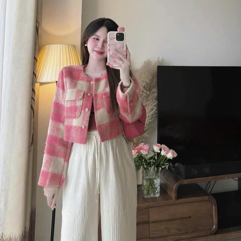 Áo Khoác Dạ Tweed Nữ  Lông Thỏ Phối Kẻ Hồng 2 Lớp Có Đệm Vai - Kem, Top áo khoác  dạ Women Jacket Voi Jean áodạ tweet