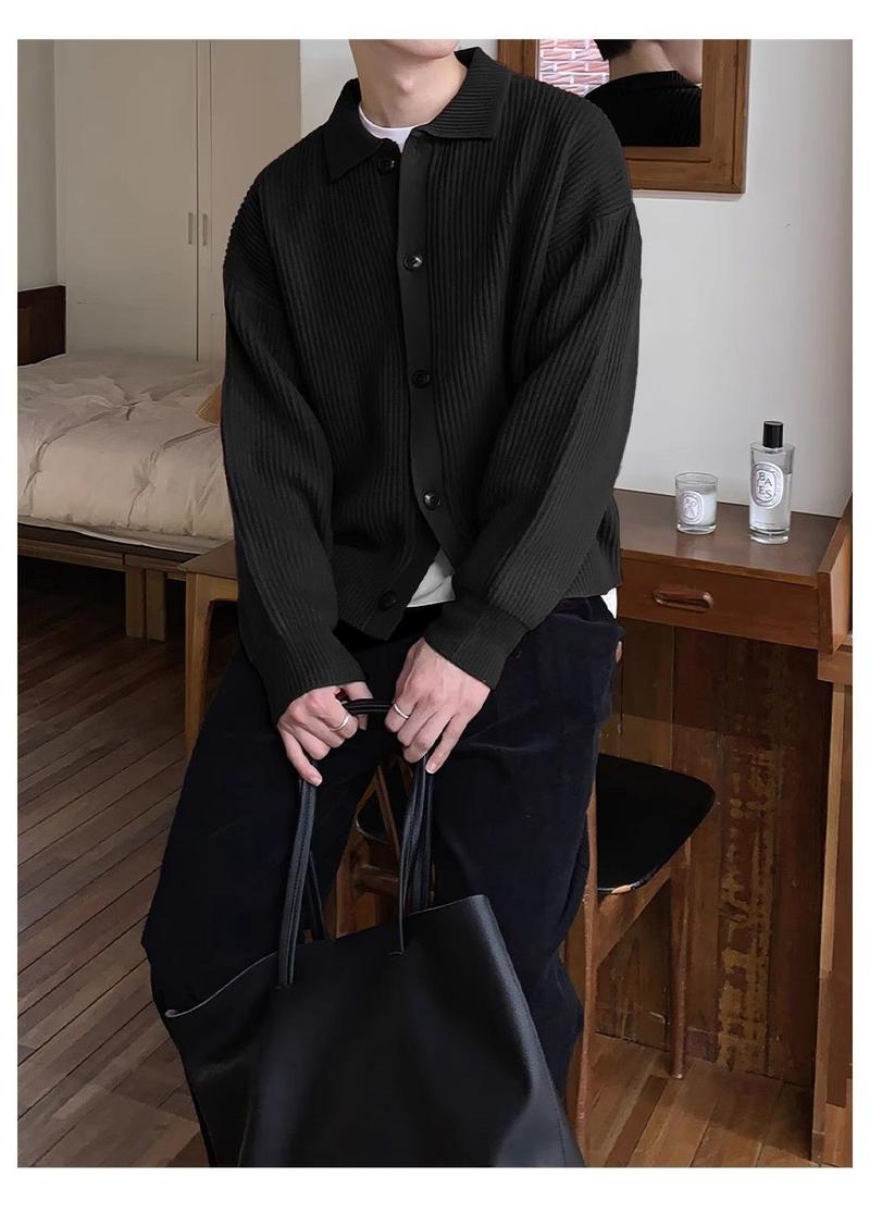 Product Introduction of Áo Khoác Cardigan Len, Màu Xanh Lá Đậm Trơn Cổ Polo, Dáng Rộng Vừa Vặn, Thoải Mái, Mặc Mùa Thu Và Mùa Đông, Phong Cách Hàn Quốc, Thời Trang Nam, Trang Phục Thường Ngày 9