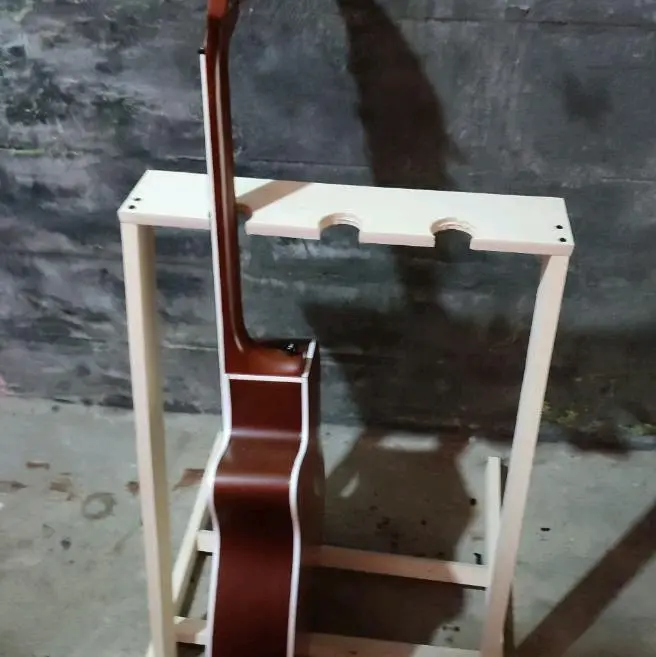 stand gitar kayu 3 lubang