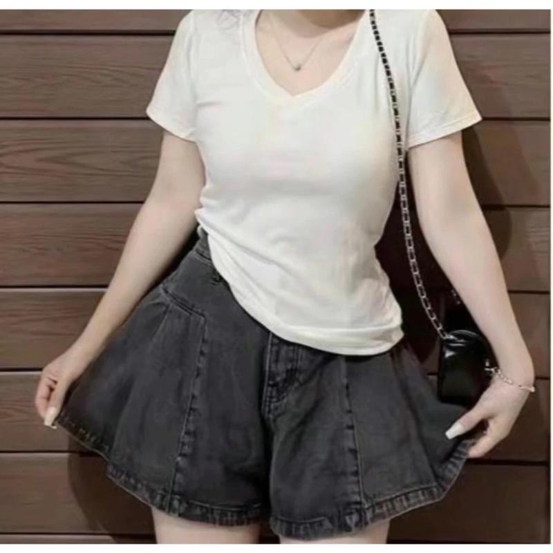 ￼Áo Thun Cổ Tim Vải Thun Gân Tăm  45-65kg 2