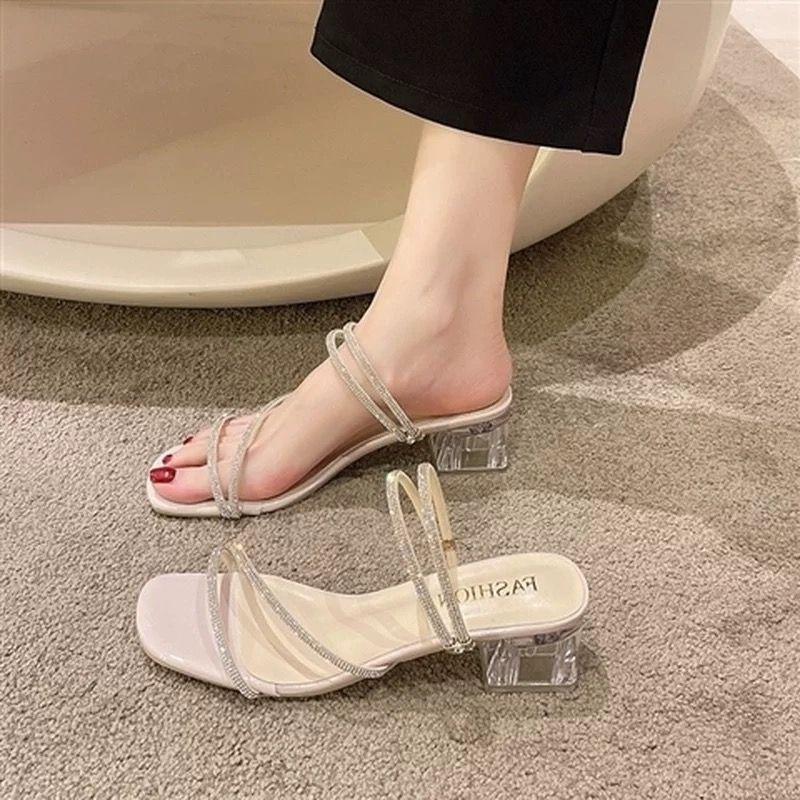 Product Introduction of Summer New Rhinestone Fairy Style Chunky Heel Two-Way Sandals Elegant Outdoor Crystal High Heels for Women 1