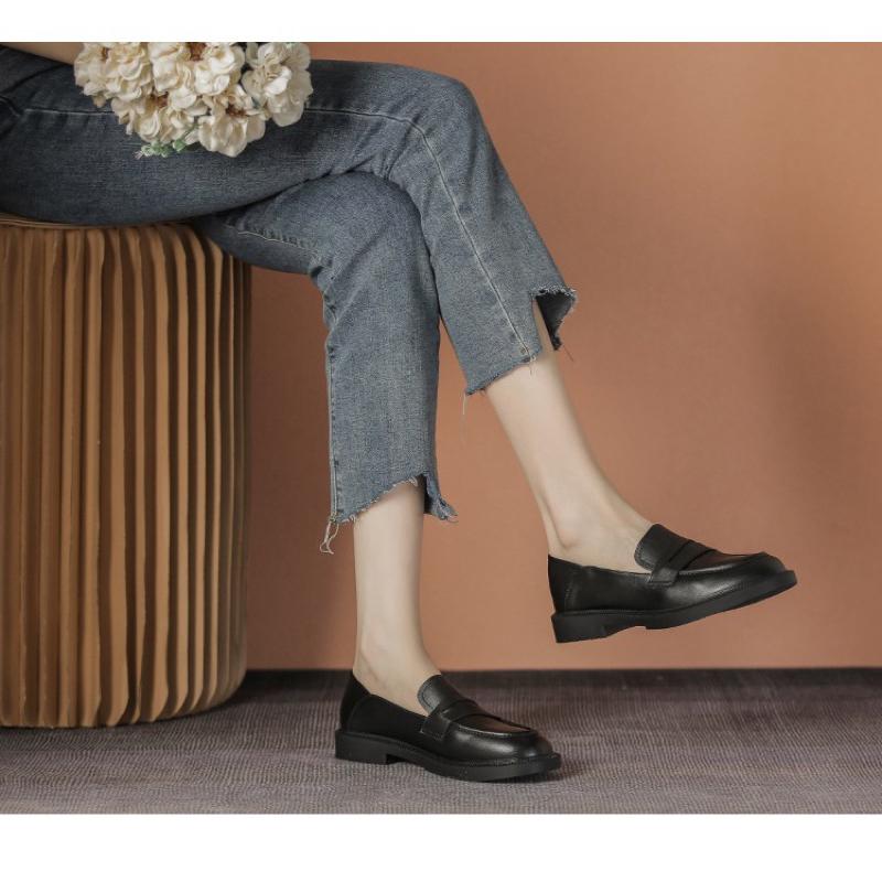 Product Introduction of 3221 Giày Moca Loafer Nữ Giày Màu Kem Đen Có Sẵn Fullbox QCCC 21