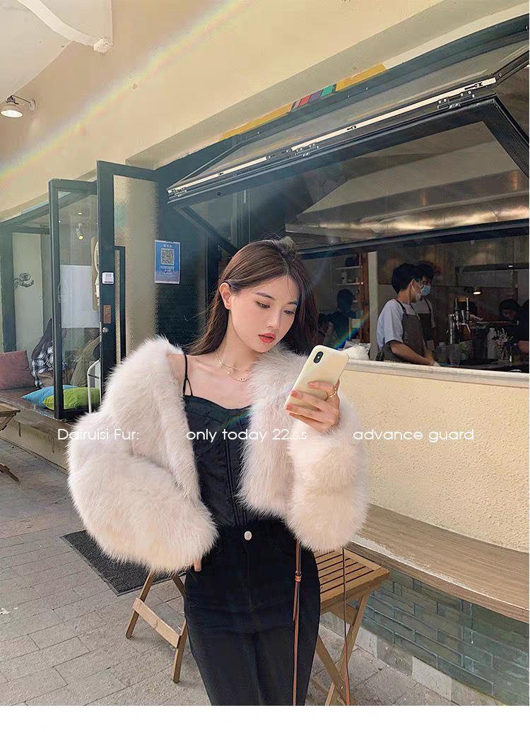 Product Introduction of Áo lông cáo Giả Dành Cho Phụ Nữ Trẻ Trung, Áo Dày Dặn, Áo Dài Ngắn Lông Thú, Thích Hợp Cho Mùa Thu Và Mùa Đông, Hàng Mới Về Năm 2024 2