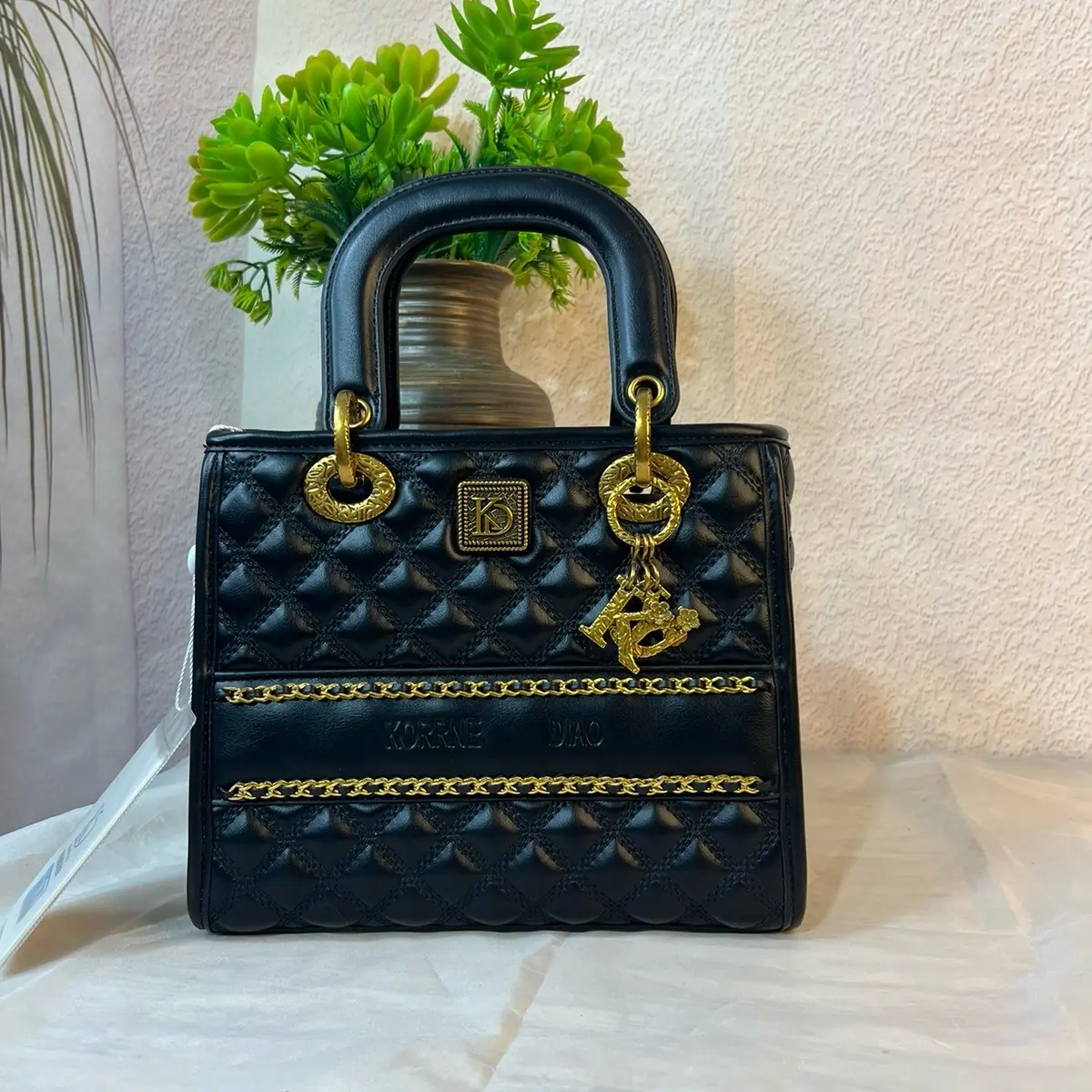 KORRNE 6521#( kèm hộp hãng ) khang tuệ shop