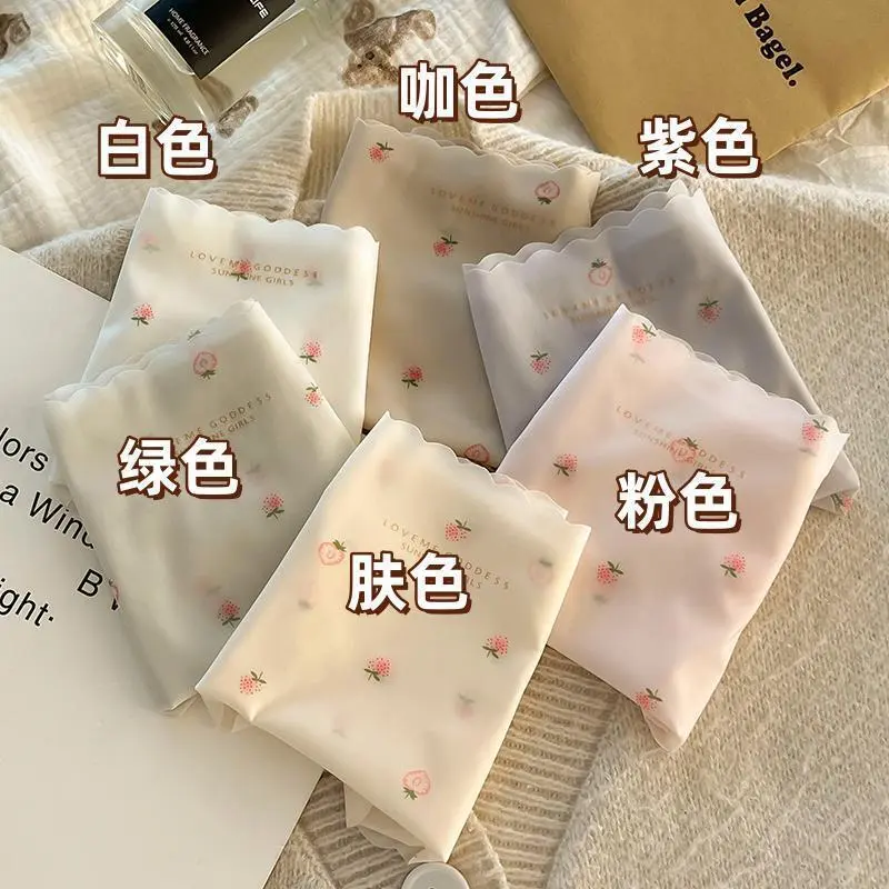 6-Pack Ice Silk Seamless Panties Female Strawberry Maiden Sexy Peach Hip 3D Loose Soft Pants Nude Feel Classic Briefs