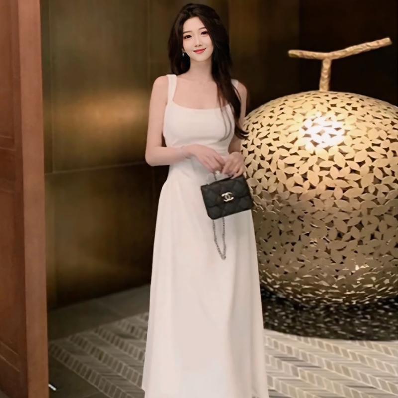 Đầm 2 dây ôm body cổ vuông cực xinh cho các nàng đi chơi, đi biển, du lịch, dự tiệc cho nữ mùa hè. Dáng Midi Tú Linh Clothing Màu Đen Voi Nhung S Vacation   hàn quốc váy thường mặc Màu Hồng