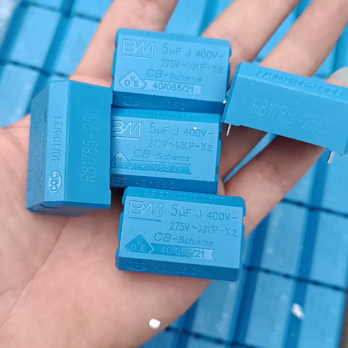 10 tụ 5uf BM xịn combo 10 tụ 5uf dùng sửa chữa bếp từ