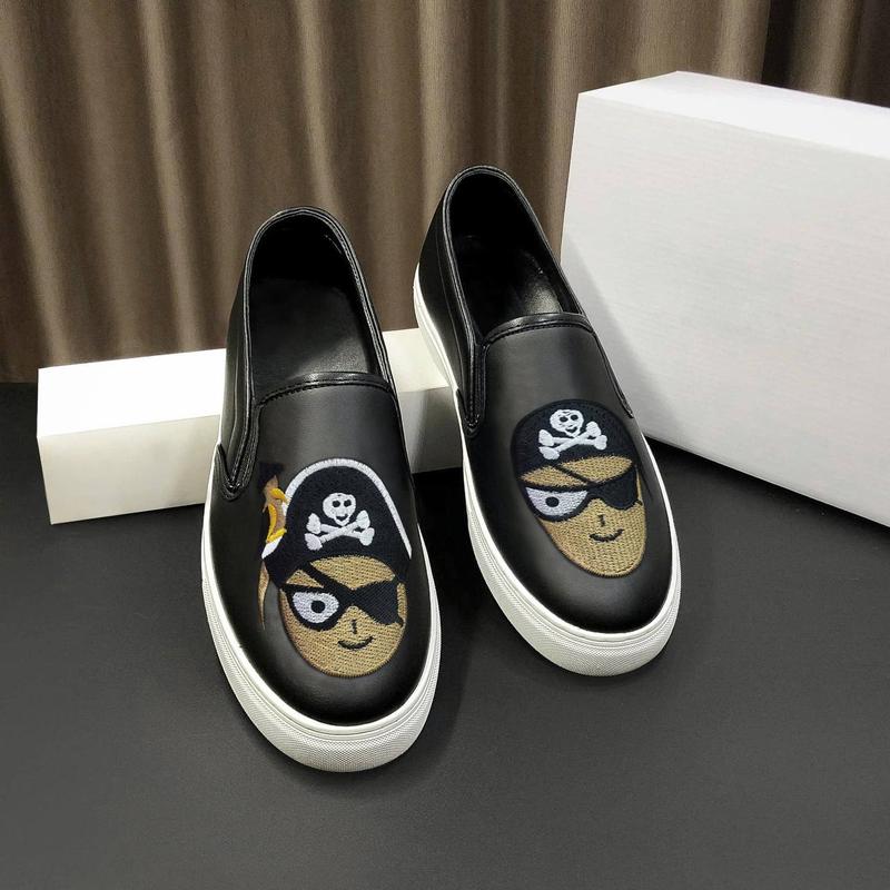 Giày Lười Nam- hot 2025, Đế Bằng - Da PU bền đẹp, hoạ tiết thêu trực tiếp, nhẹ và thoáng khí - Shoes giày  nam giày  karl Hoa giay slip on