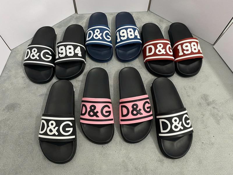 Dép Nam DG Mẫu Hót Trend Đế Cao Su Non - Dép Quai Ngang Vân Nổi Logo Chữ DG Hoa Văn Cao Cấp