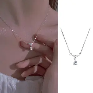 Liui   Kalung Tetesan Air  Berkilau Desain Ceruk Ringan untuk Wanita Rantai Tulang Selangka Hadiah Ulang Tahun Senior