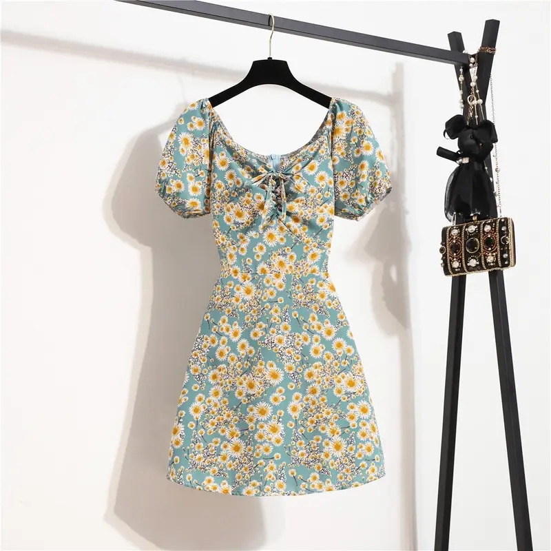 Dress V-Neck lengan pendek motif bunga 0