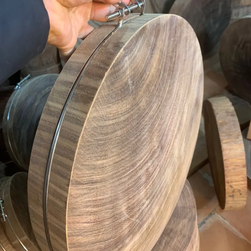Thớt nghiến tay bắc đường kính 34-5 băm chặt gà 1
