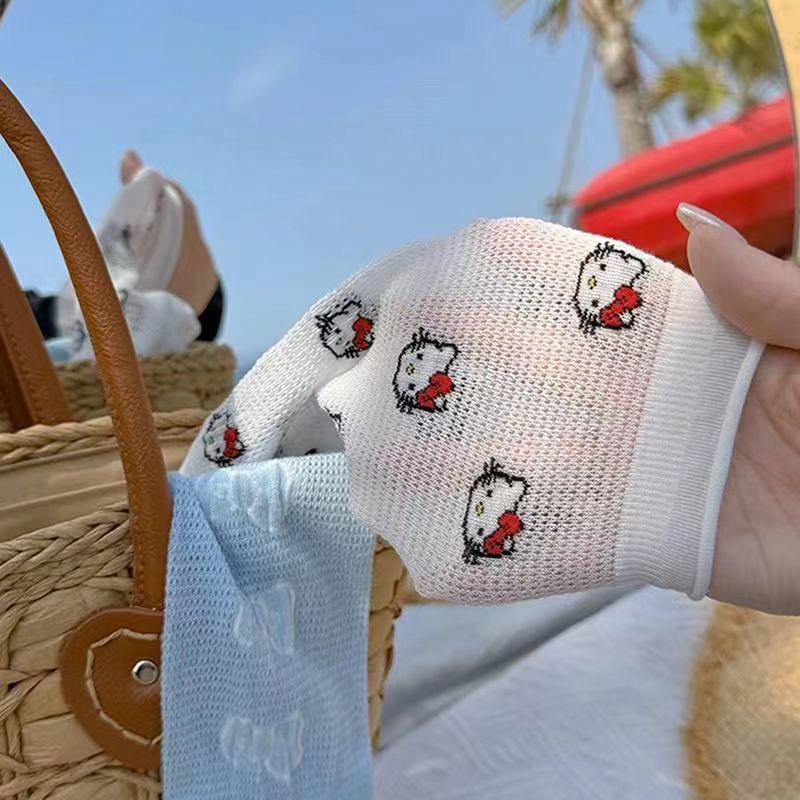 Product Introduction of Cartoon Sanrio Socks Cute Hello Kitty Bow Mid-tube Socks Cotton Thin  Mesh Hollow Breathable Socks Sweet Girly Heart Gifts 17