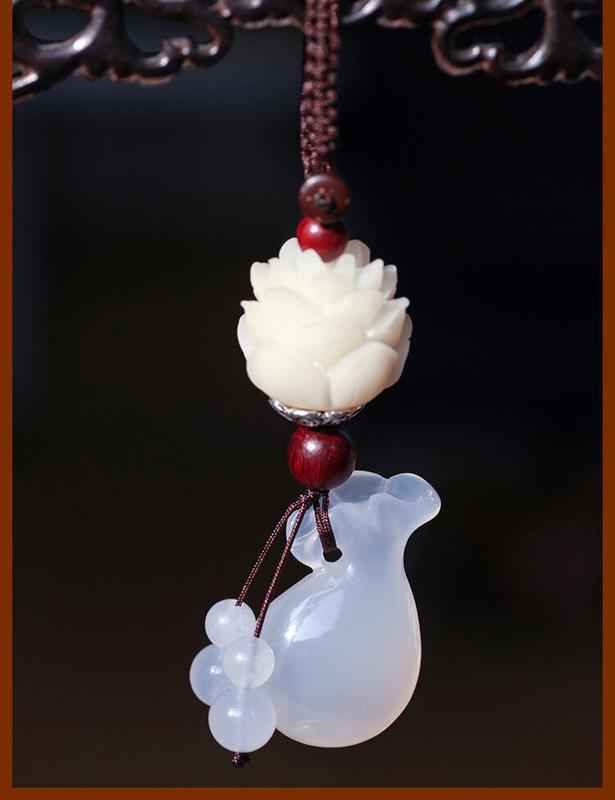 Product Introduction of Mặt Dây Chuyền Chìa Khóa Ô Tô, Thiết Kế Hoa Sen Bồ Đề, Làm Bằng Chalcedony, Quà Tặng Sáng Tạo, Móc Chìa Khóa, Thích Hợp Cho Nam Và Nữ, Thời Trang, Đồ Trang Trí Túi Cao Cấp Móc Chìa Khoá Móc Khoá 20