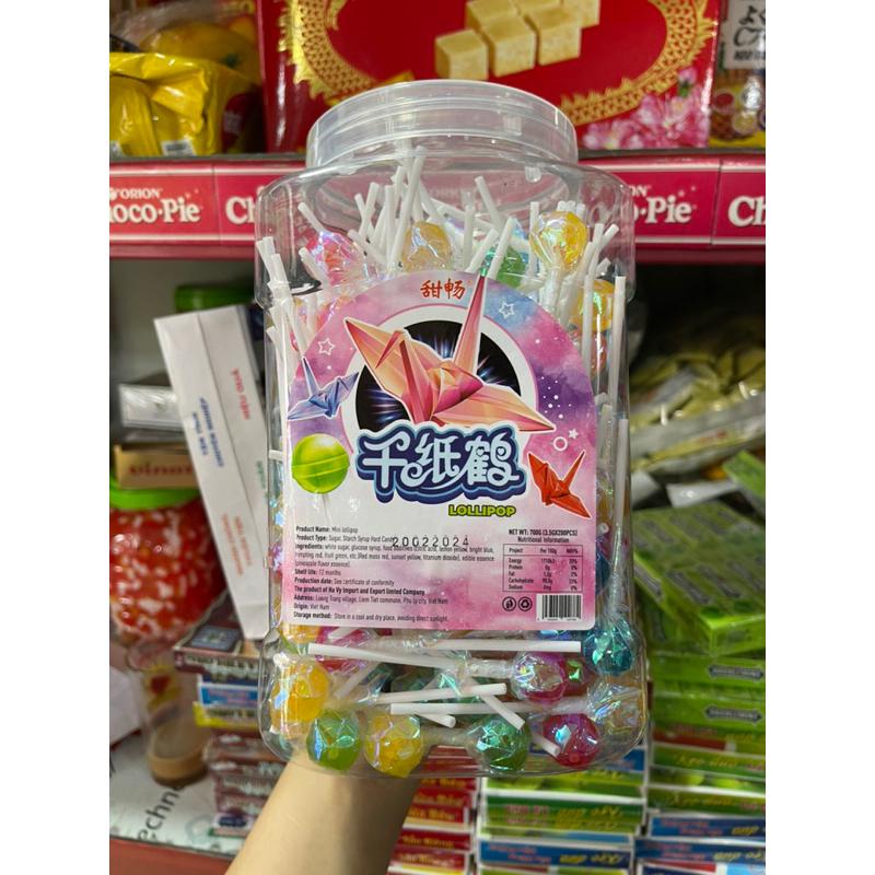 Lọ 200 Chiếc Kẹo Mút Cầu Vồng Cho Bé