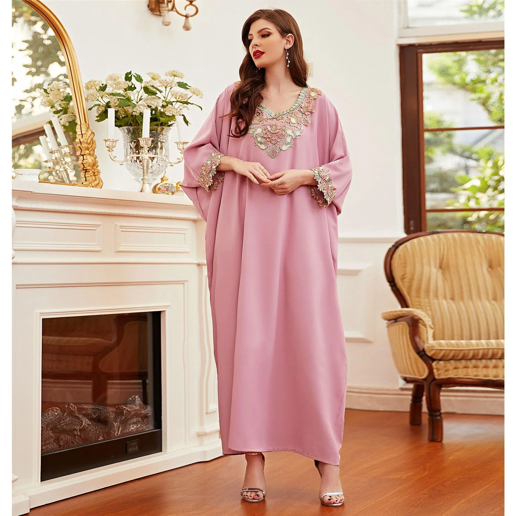 Áo Choàng Cài Cửa, Ba9034, Vải Satin Lì Thêu Ba Chiều Có Sẵn Để Đặt Hàng Nữ Women