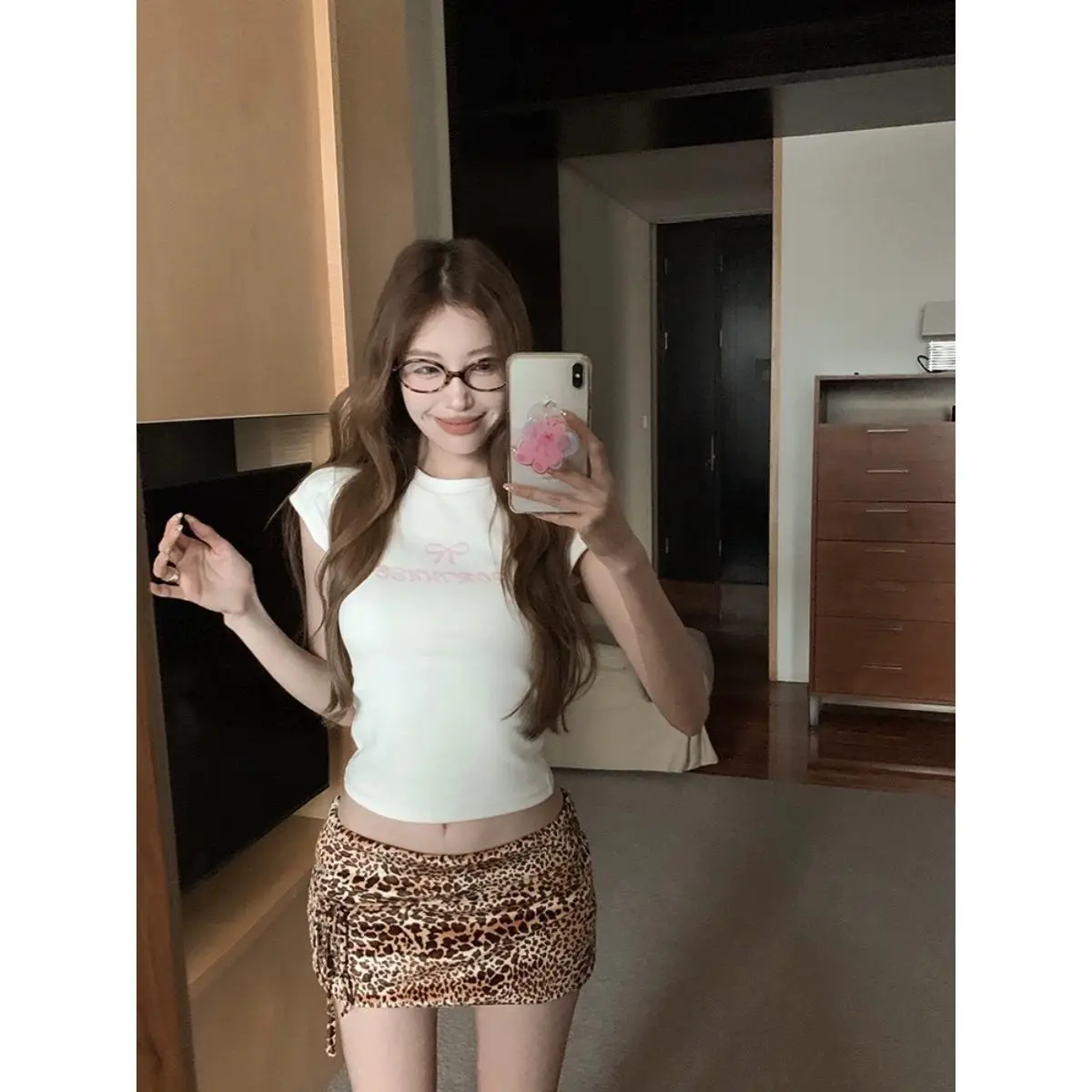 Áo Thun Ngắn Tay Nhỏ Phong Cách Instagram Mỹ, Dành Cho Nữ, Bộ Sưu Tập Mùa Hè 2025, In Chữ Nơ, Thiết Kế Áo Cánh Dành Cho Nữ