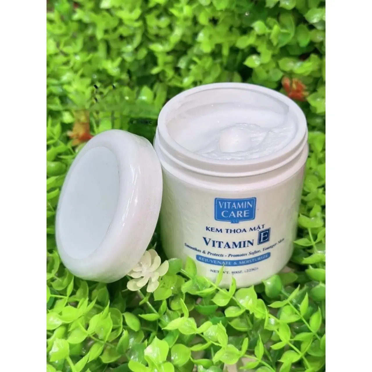 Kem massage mặt, giữ ẩm dưỡng da Vitamin E 8044