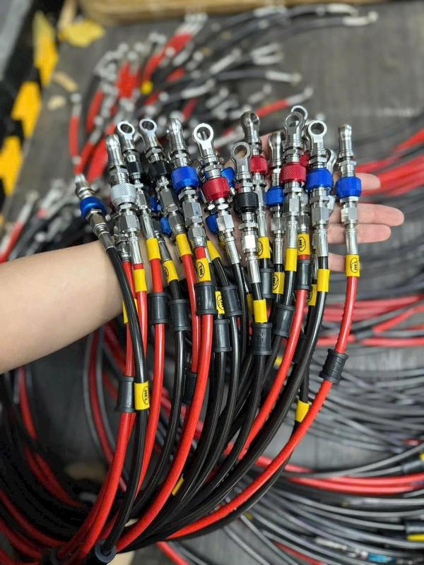 Dây dầu hel inox có ngắt 4 màu - không dành cho heo zin - phụ kiện thay thế - đây hel phụ tùng.