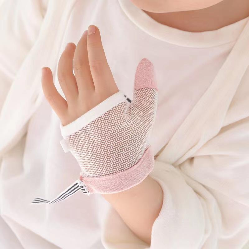 Product Introduction of 1 Pair Infant Children Anti Biting Eat Hand Protection Gloves Prevent Baby From Fingers Helps Stop Sucking Nails Harmless Suit 14