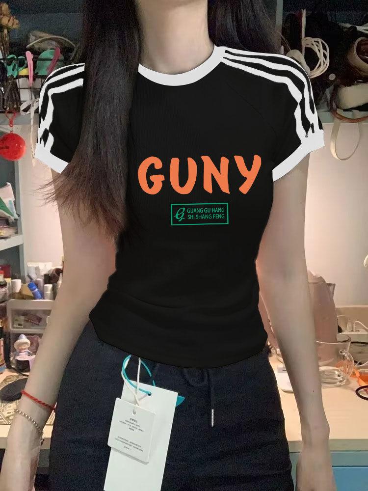 Product Introduction of American Style Short Sleeve T-Shirt for Women, Elegant and Flattering, Summer Regular Shoulder Short Trendy Retro Three-Stripe Top 3