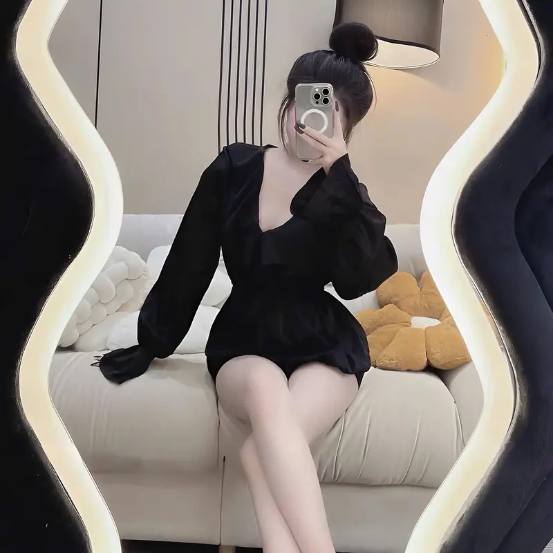 Jum quần nữ phi lụa thiết kế tay dài phối cổ bèo dáng bí phồng xinh xắn dành cho các nàng diện đi chơi 2