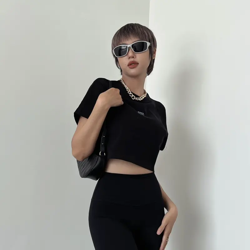 Áo thun croptop nữ Ryactive Comfy Croptop Màu đen 7