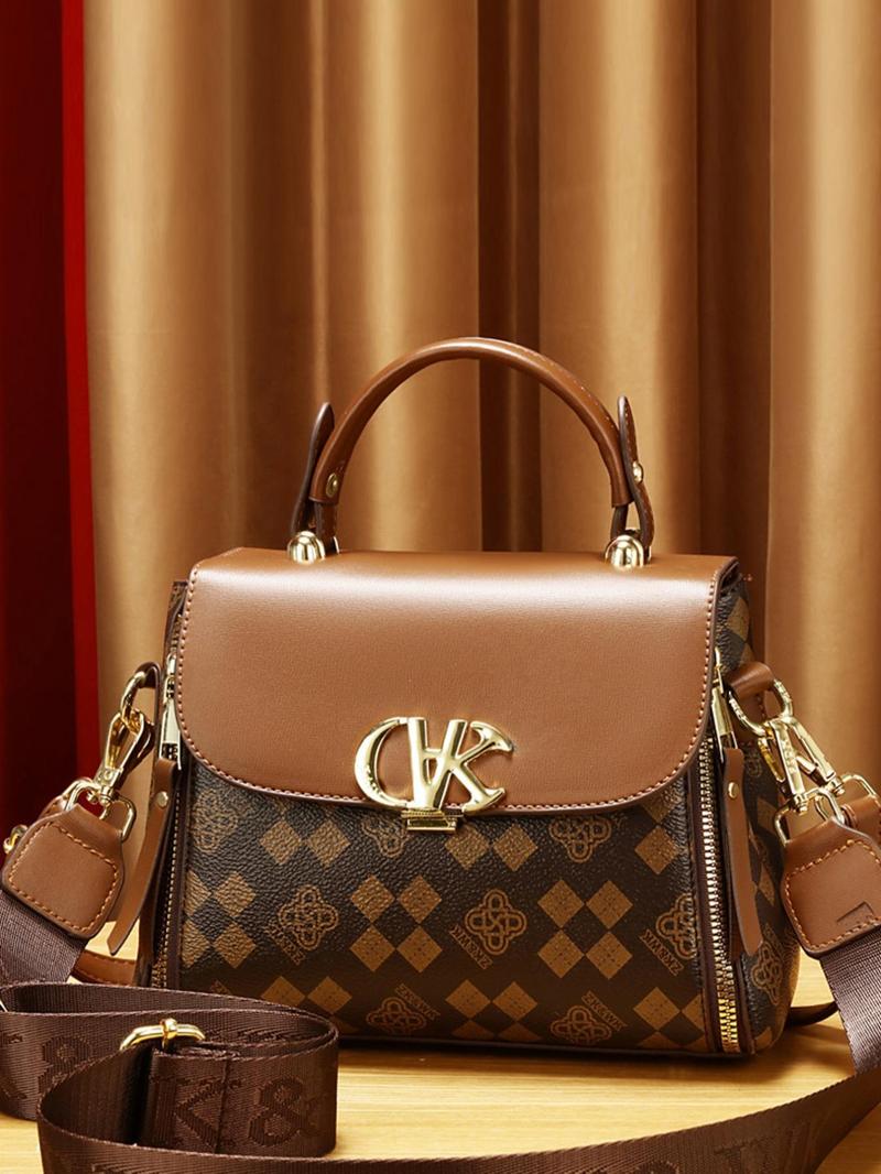 Product Introduction of Women's Retro Pu Leather Geometric Pattern Print Handbag, 2025 New Trendy Letter Label Decorated Crossbody Bag, Casual All-match Crossbody Bag for Work & Daily Used 11