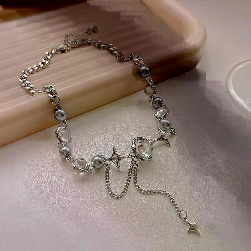 Product Introduction of Y2K Retro Kpop Silver Color Pendant Necklaces for Women Gothic Zircon Heart Cross Tassel Necklace Punk Clavicle Choker Jewelry 7