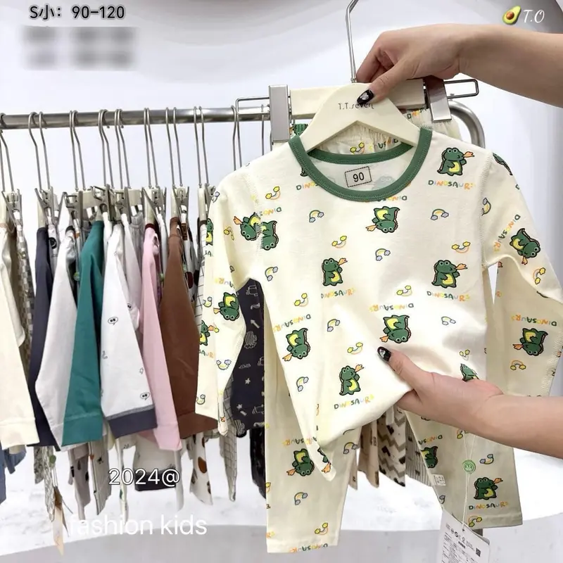 6-20kg Bộ quần áo thu đông in hình KHỦNG LONG,SIÊU NHÂN cho be trai,chất vải cotton,mềm mịn thấm hút,thoáng khí tốt. 1